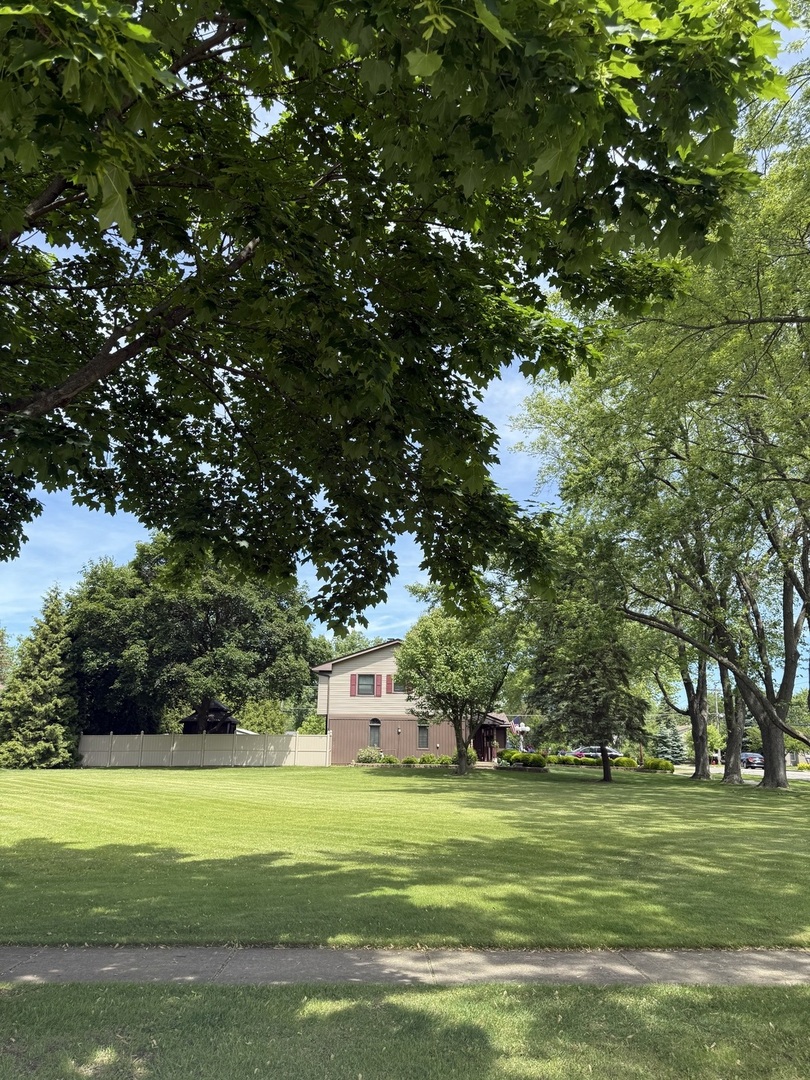 2110 Cherry Avenue, Hanover Park, IL