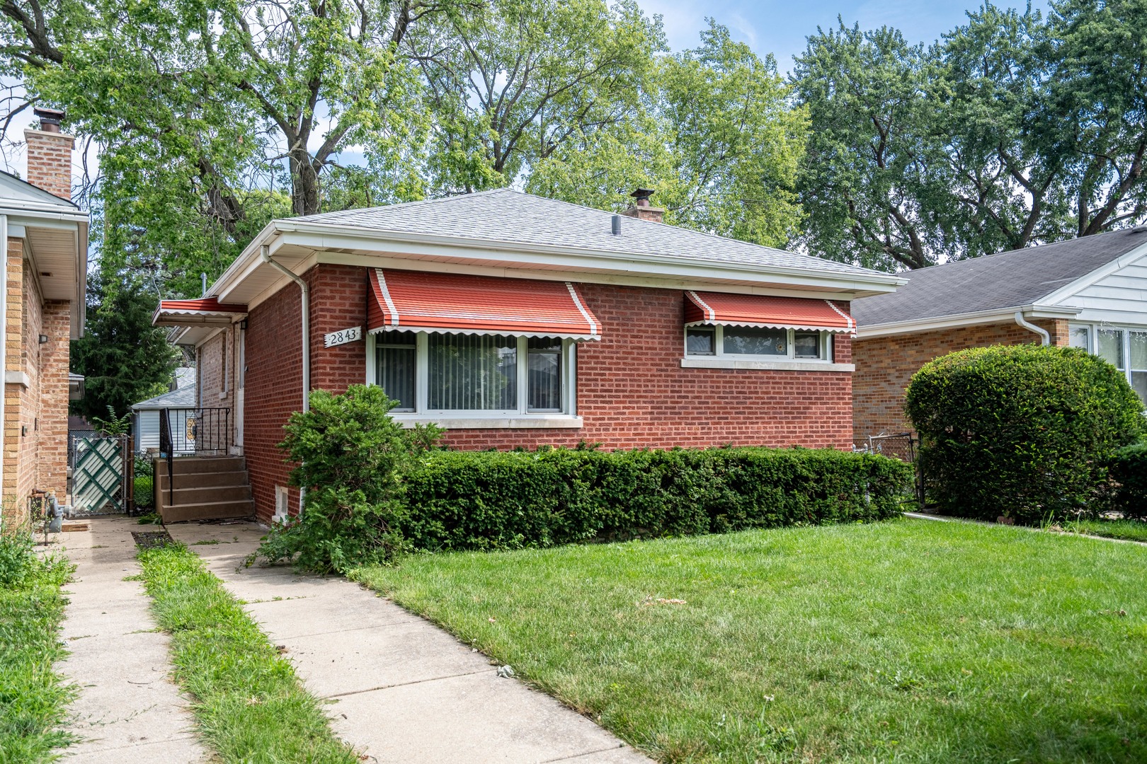 2843 Hawthorne Street, Franklin Park, IL