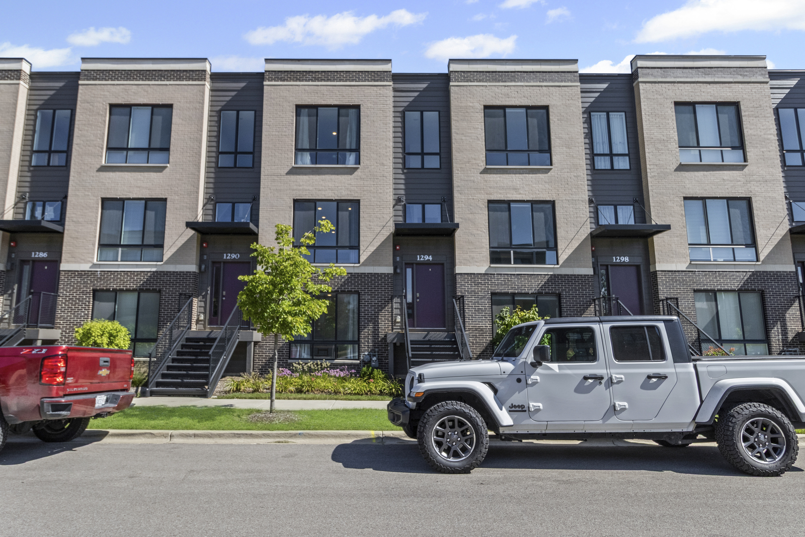 1294 Catalina Court, Schaumburg, IL