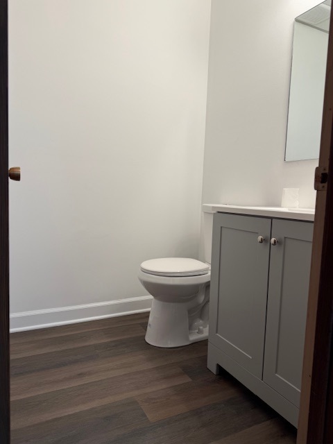 9849 N Gross Point Road, Skokie, IL