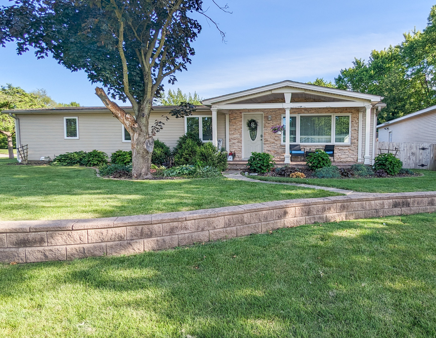 1105 Olen Drive, Mahomet, IL