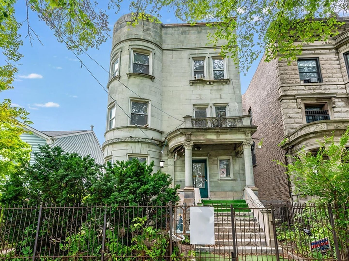 352 S HAMLIN Boulevard, Chicago, IL