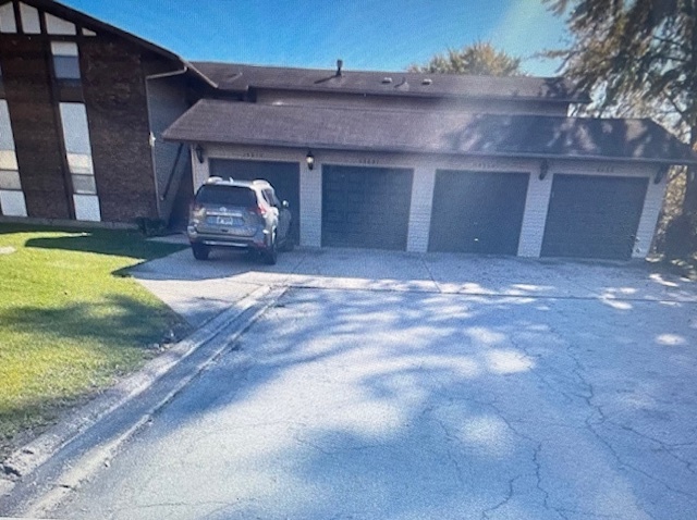 19221 Elm Drive #150, Country Club Hills, IL