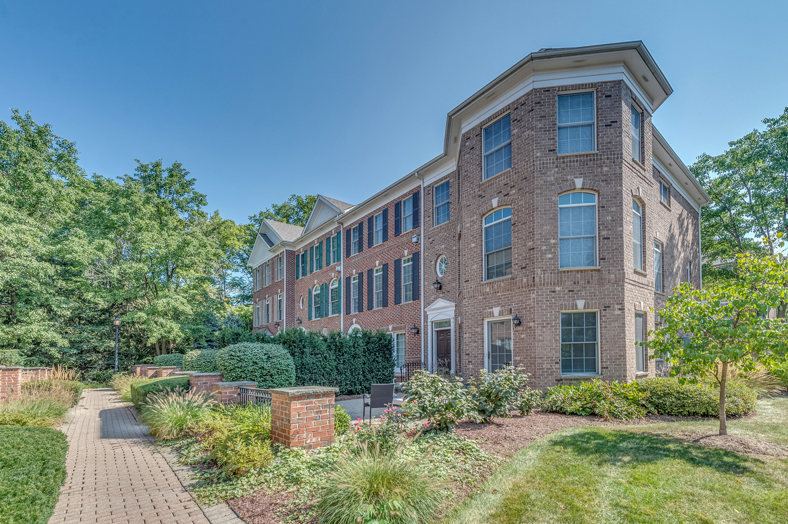 243 Box Car Avenue, Naperville, IL