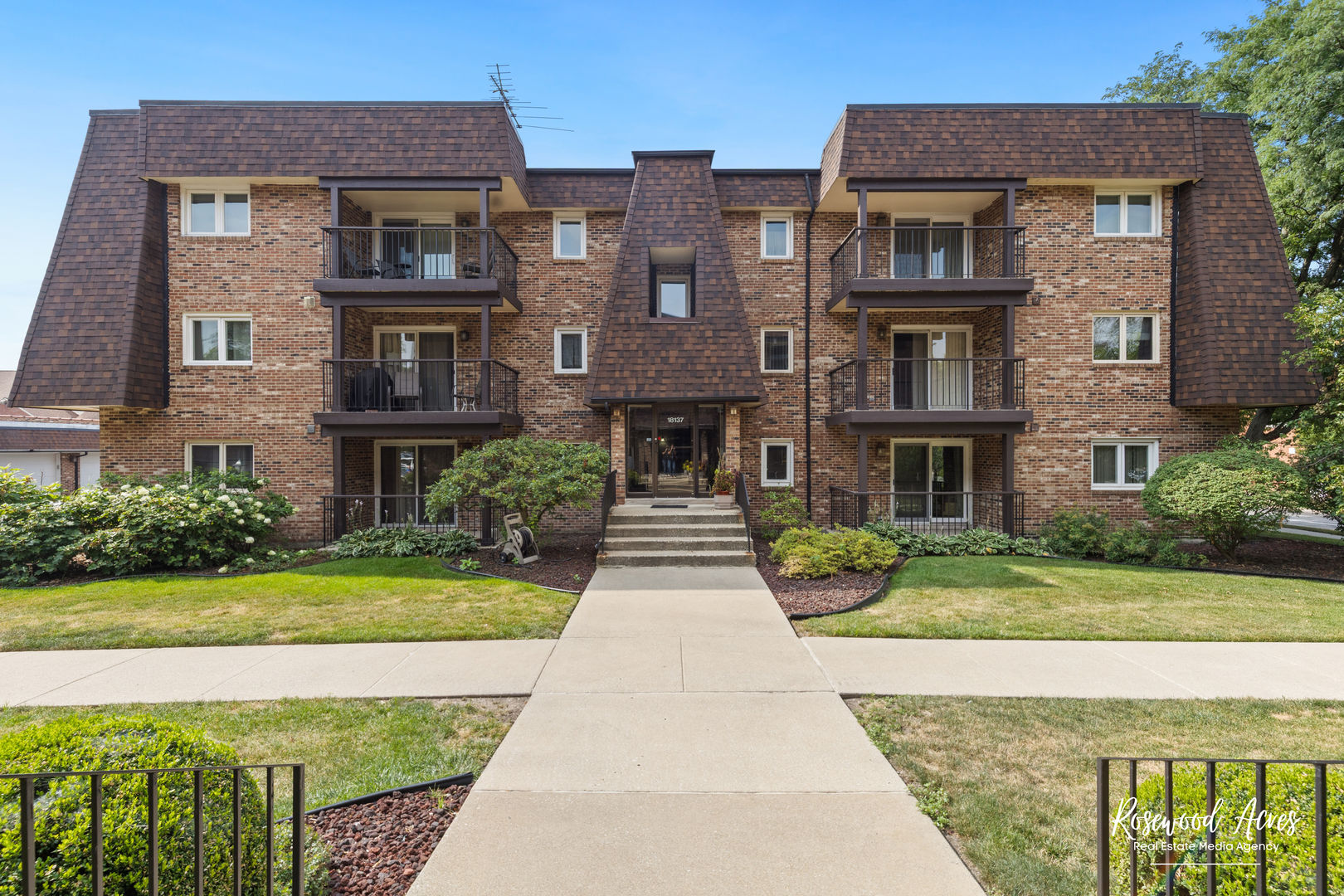 18137 Martin Avenue #1NE, Homewood, IL