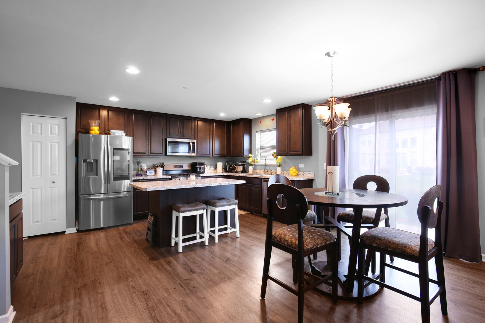 98 Lawrence Lane, Matteson, IL