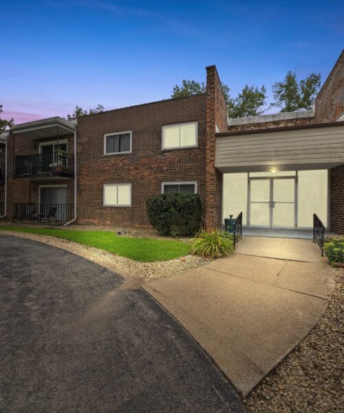 2807 Willow Road #103, Homewood, IL