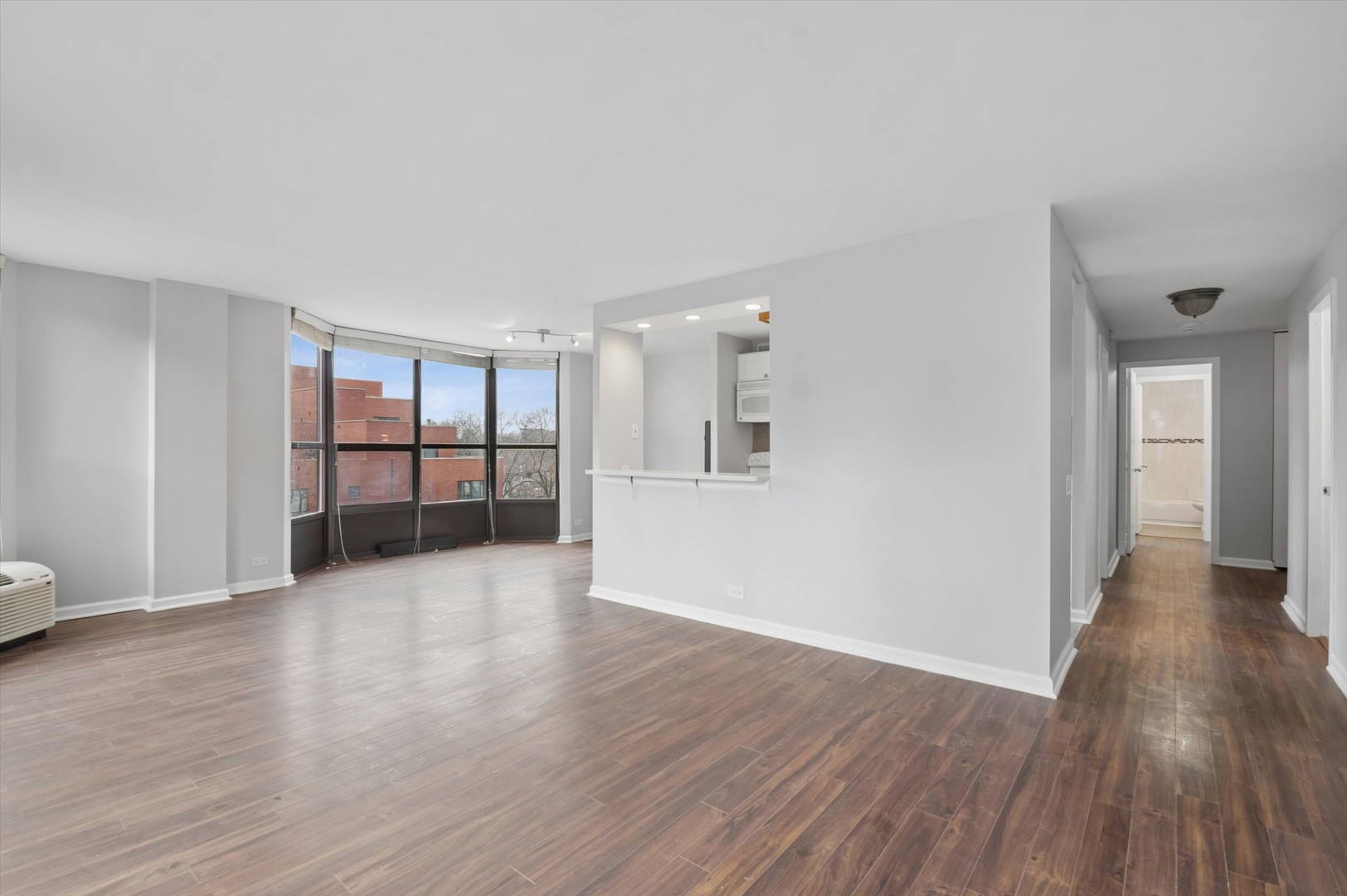 901 S Plymouth Court #202, Chicago, IL