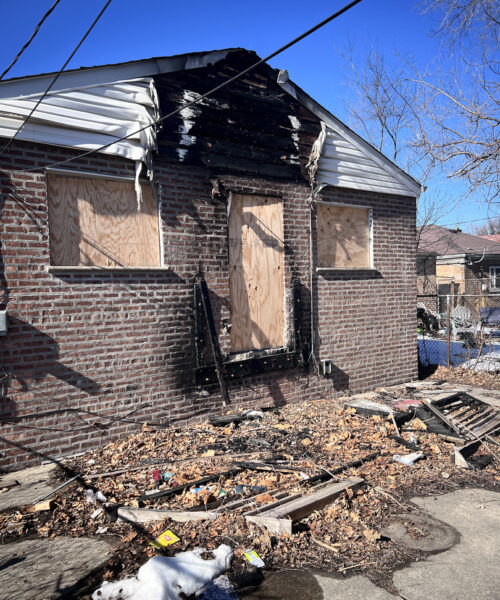 10235 S Oglesby Avenue, Chicago, IL