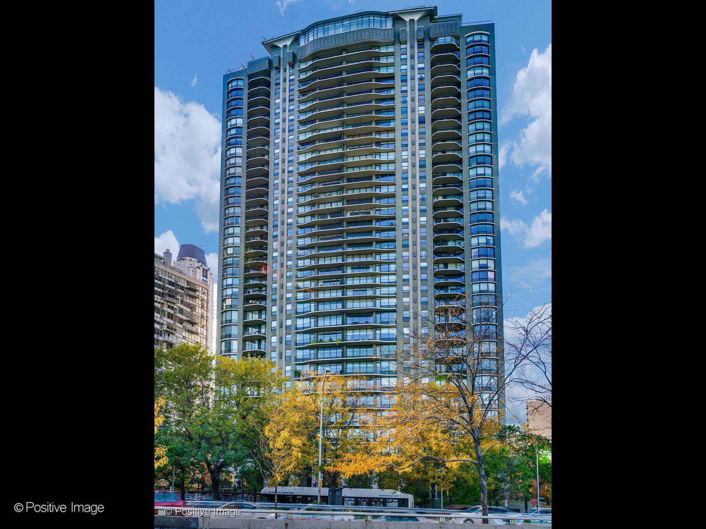 1040 N Lake Shore Drive #17D, Chicago, IL