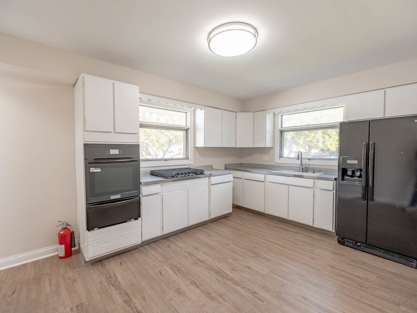 1502 N 35th Avenue, Melrose Park, IL