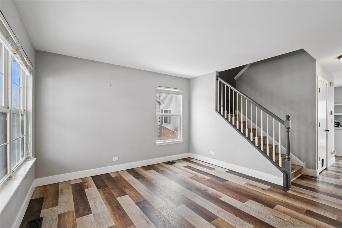 1297 Holly Court, Antioch, IL