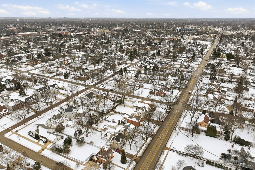 1017 N Main Street, Wheaton, IL