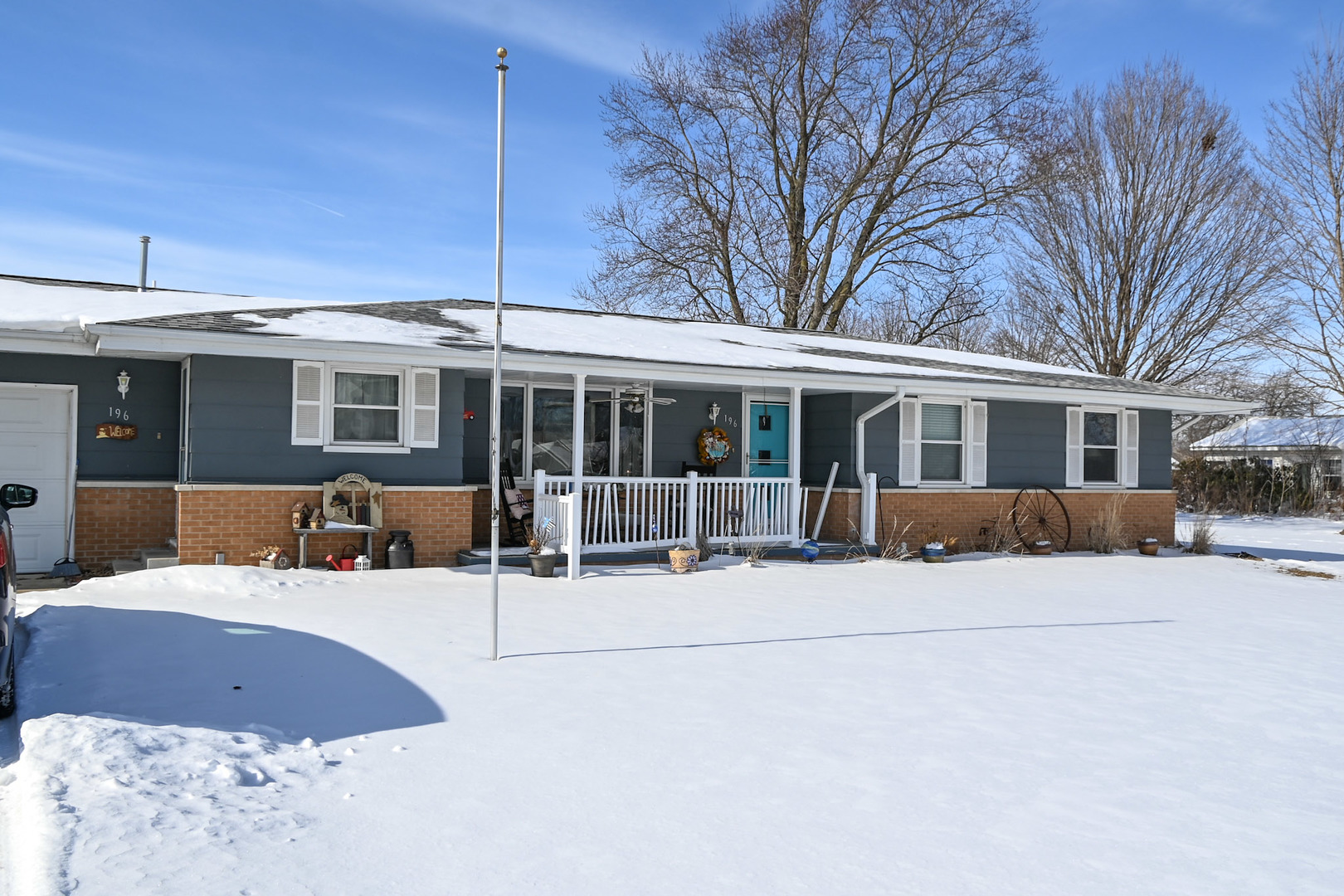 196 S Henning Road, Danville, IL