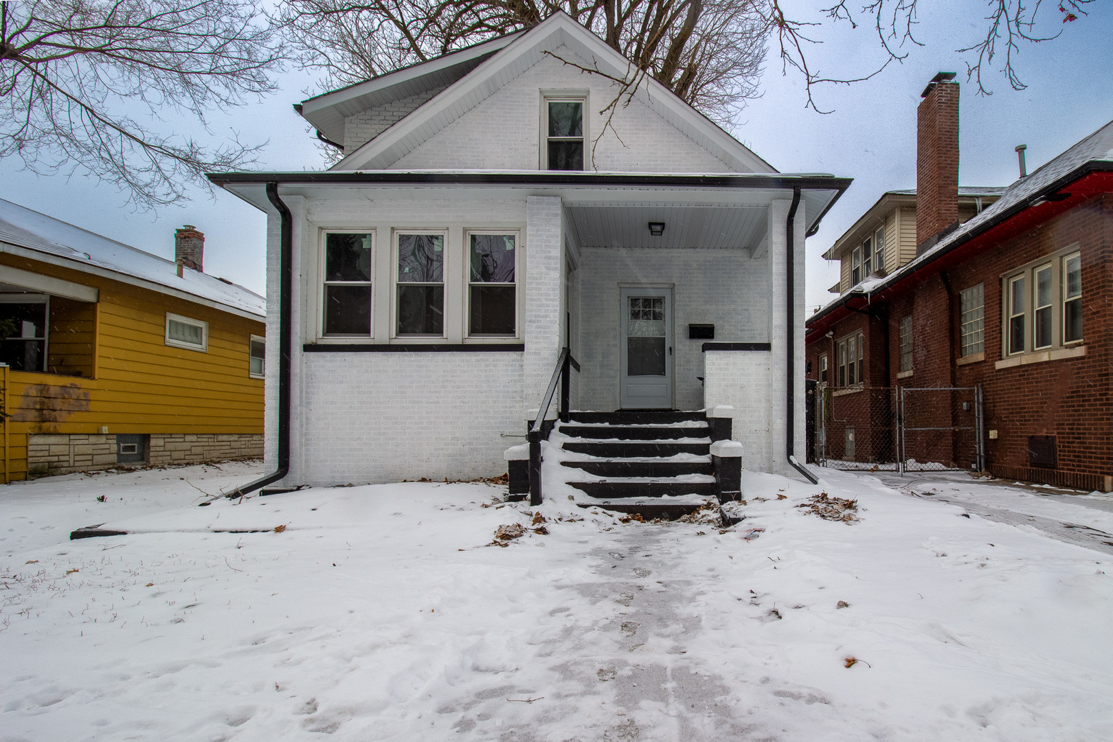 678 Douglas Avenue, Calumet City, IL