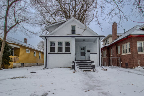 678 Douglas Avenue, Calumet City, IL