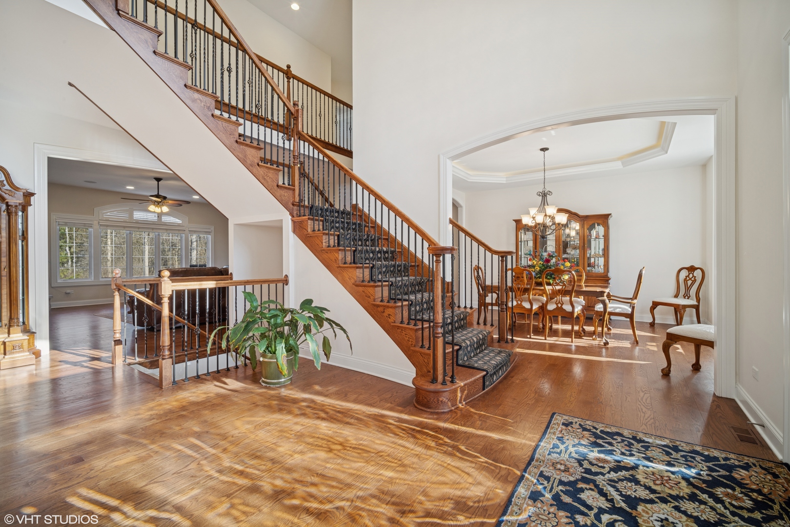 7 Preston Court, Lincolnshire, IL