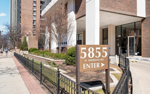 5855 N Sheridan Road #25G, Chicago, IL