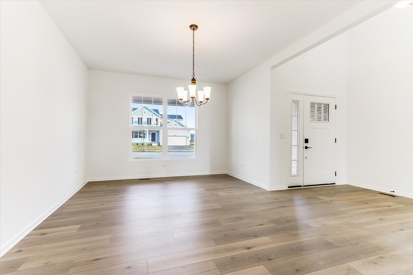 641 Henry Lane, Oswego, IL