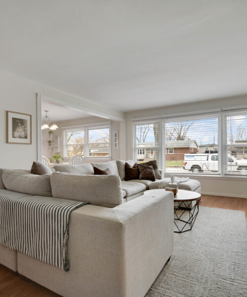 333 Homewood Court, Chicago Heights, IL