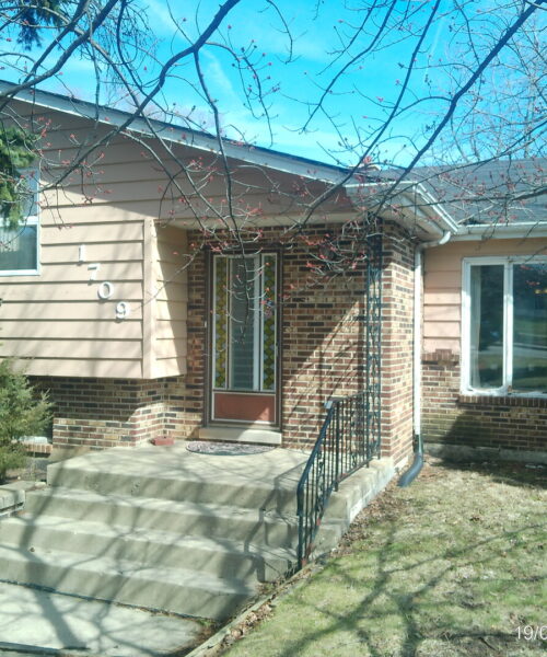 1709 S Highland Avenue, Lombard, IL