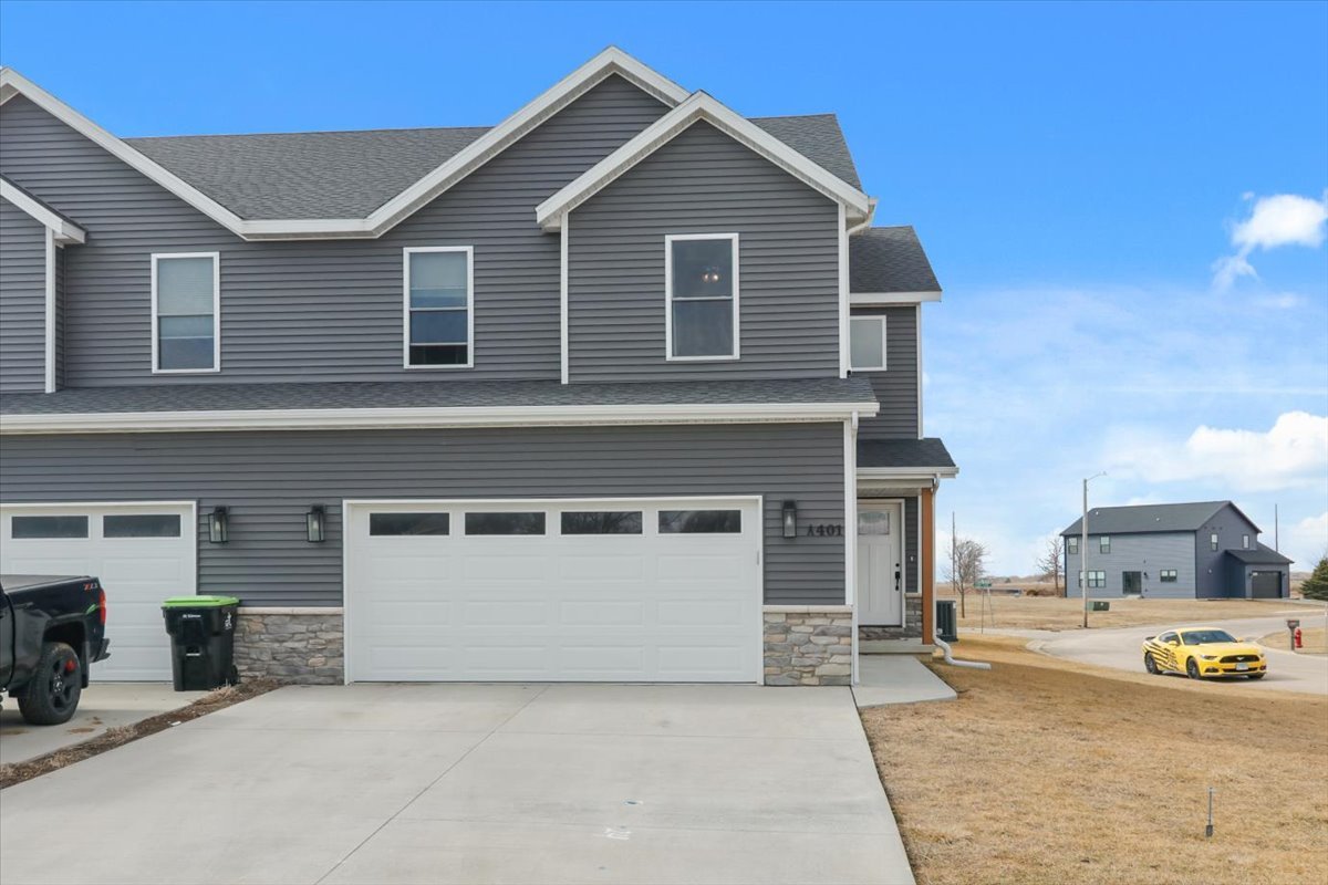 401 A Jenny Lane, Heyworth, IL