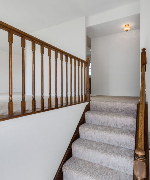 4 Lexington Court, Streamwood, IL