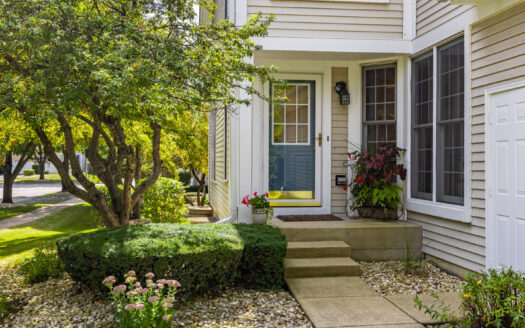 1583 Orchard Circle, Naperville, IL