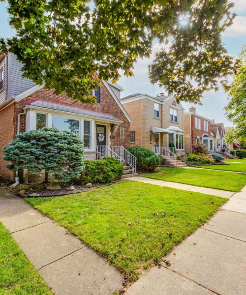 6149 N Karlov Avenue, Chicago, IL