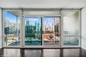 757 N Orleans Street #1505, Chicago, IL