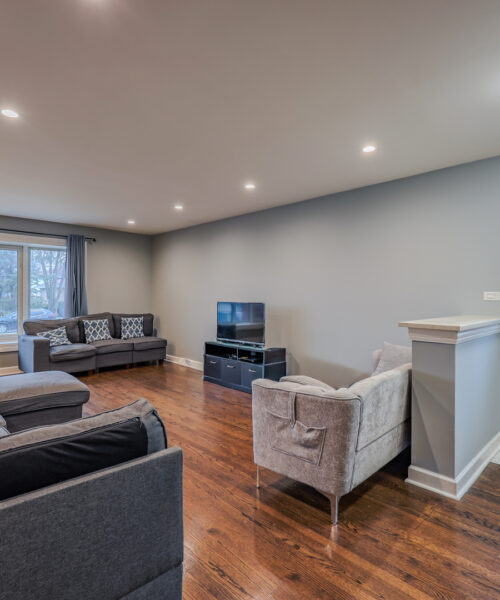 9113 Belleforte Avenue, Morton Grove, IL