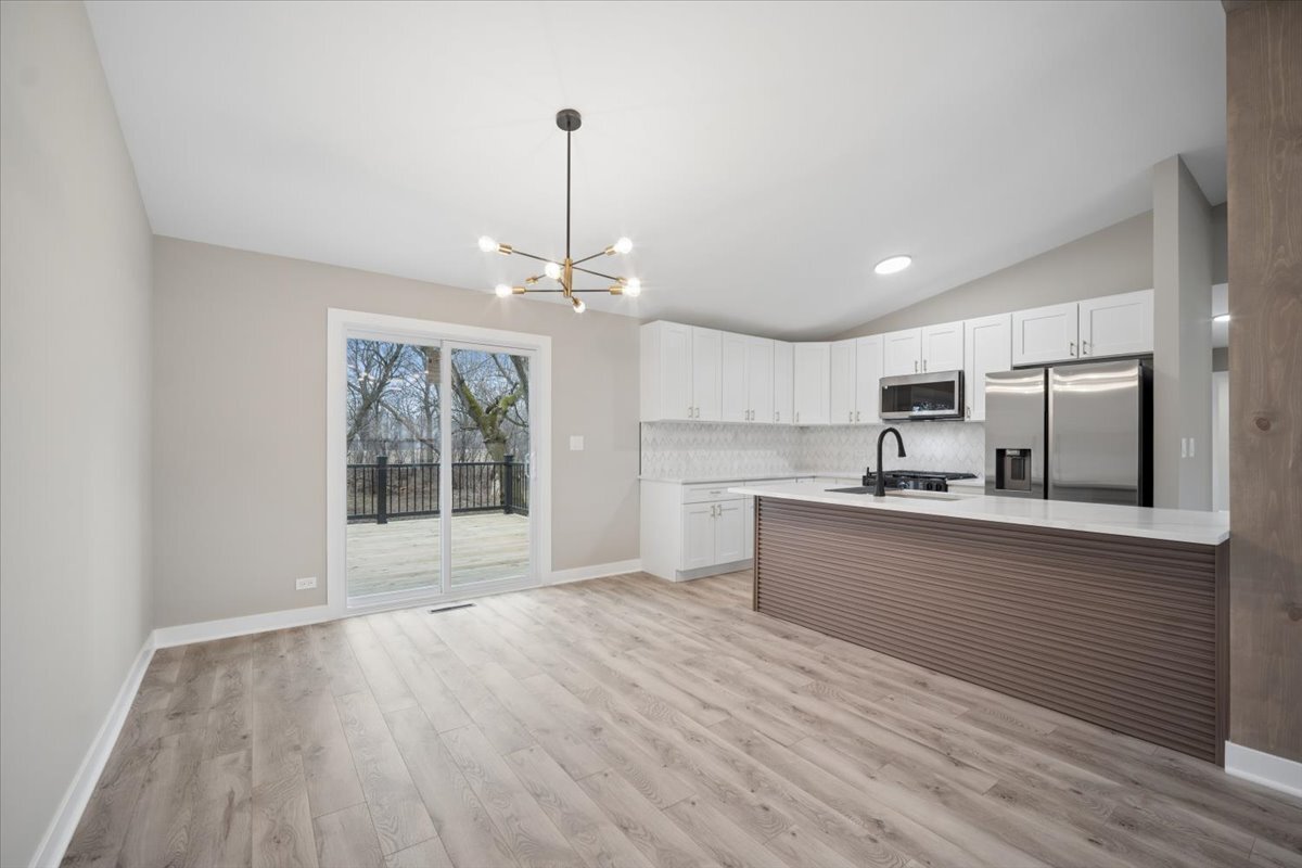 349 Park Avenue, Cary, IL