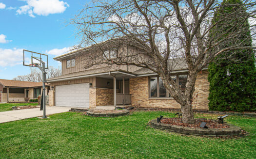 624 Driftwood Avenue, Romeoville, IL