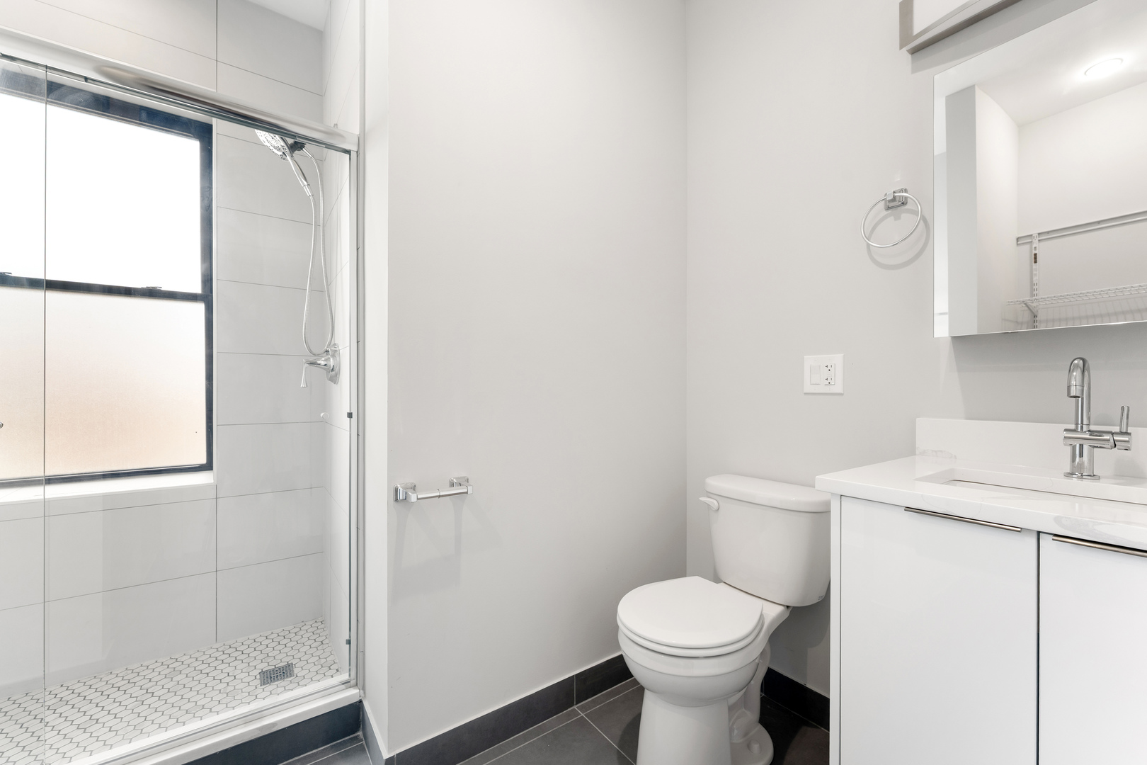 1546 W JONQUIL Terrace #308, Chicago, IL