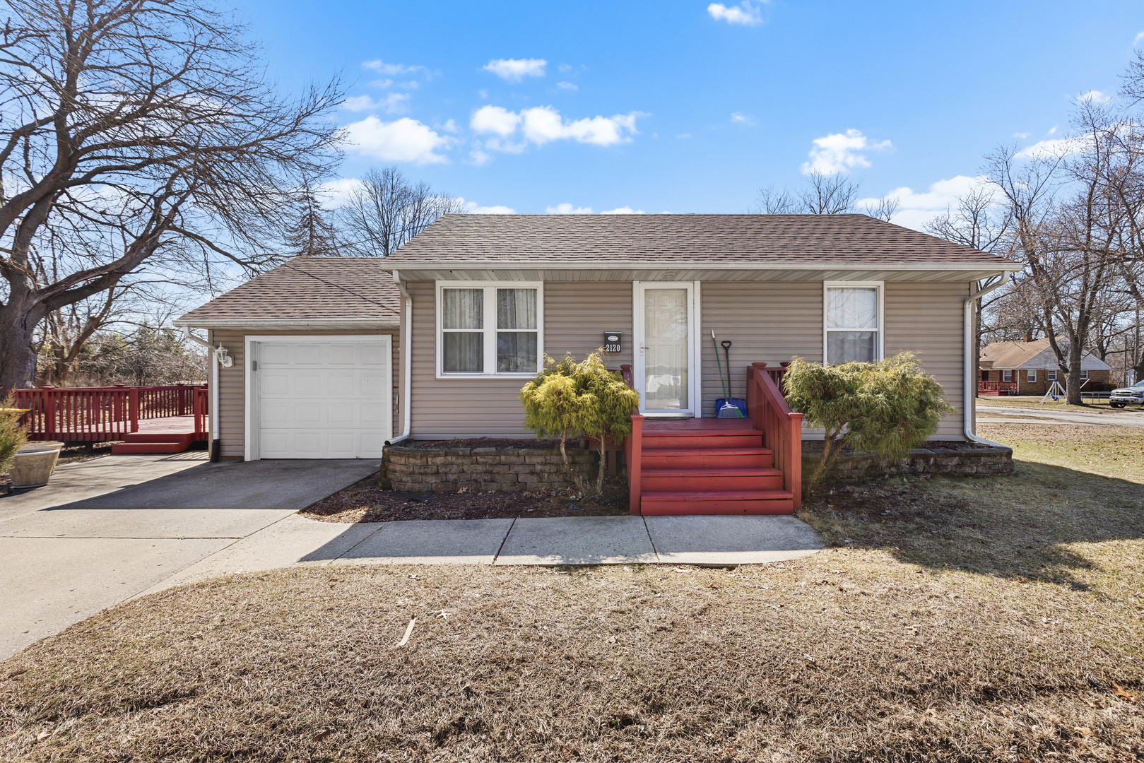 2120 Van Wie Avenue, Rockford, IL