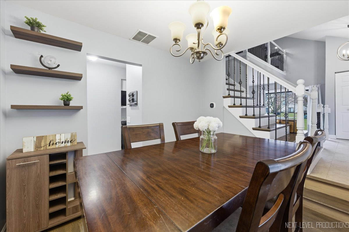 1345 Queensgreen Circle, Naperville, IL