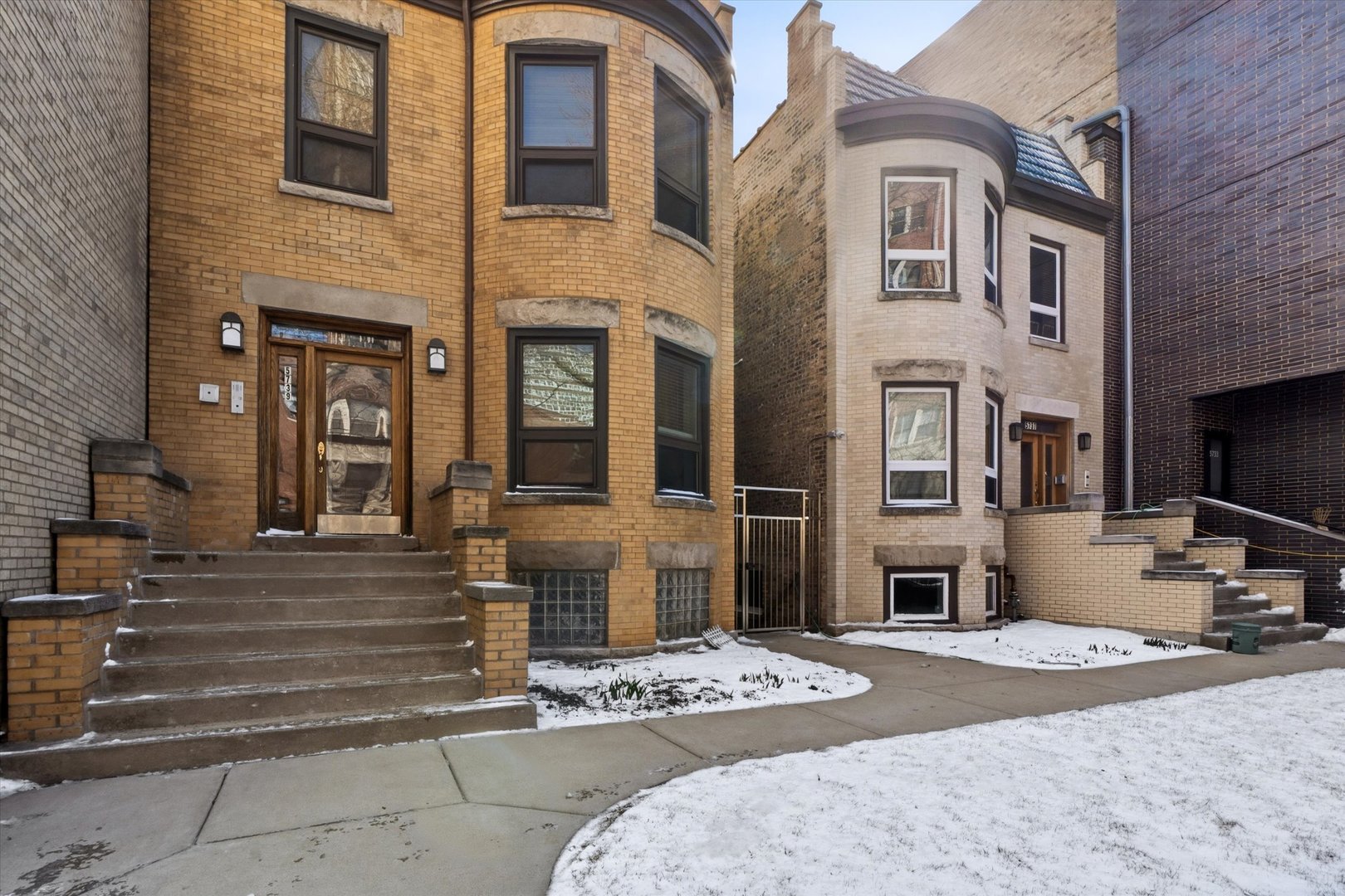 5739 N Winthrop Avenue #1, Chicago, IL