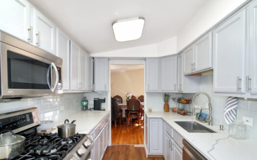 7806 W 80 Place, Bridgeview, IL