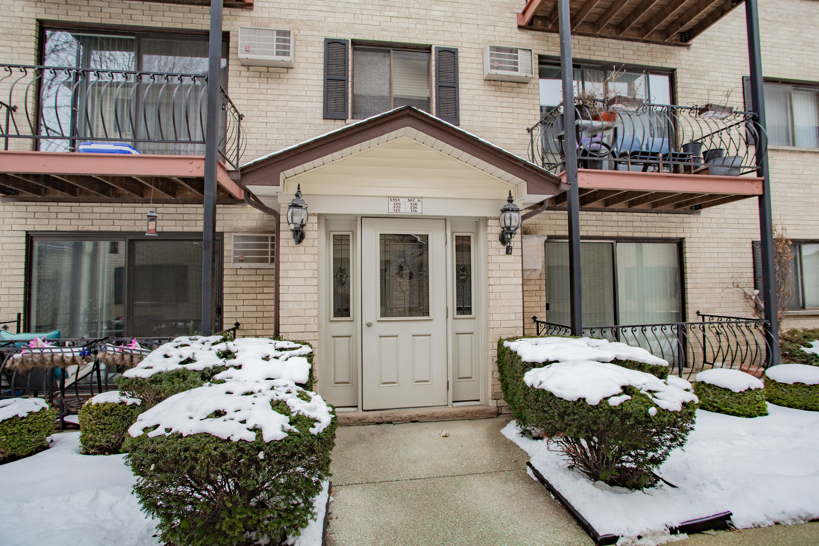 5151 N EAST RIVER Road #125A, Chicago, IL
