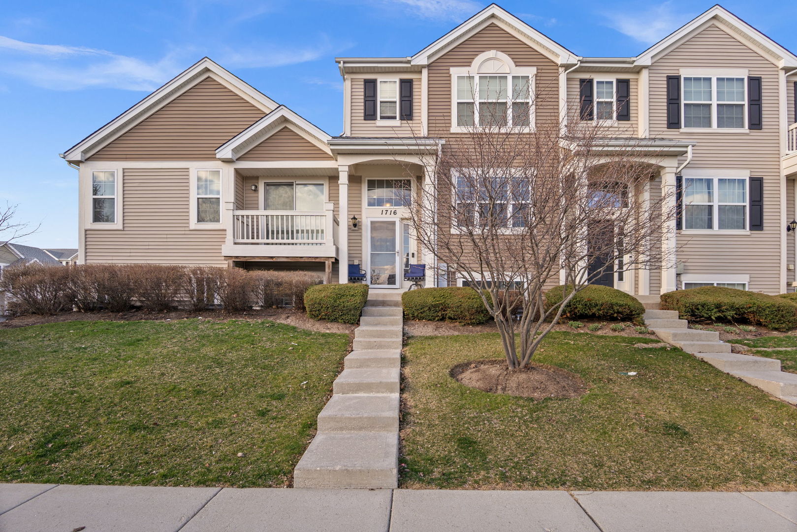 1716 Windward Drive, Pingree Grove, IL