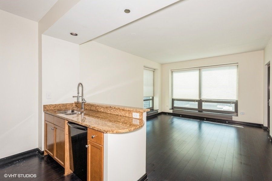 130 N Garland Court #2708, Chicago, IL