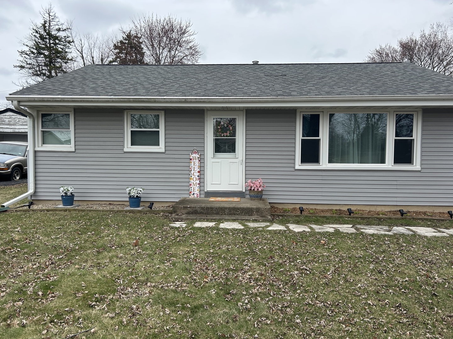 33077 Sunset Avenue, Grayslake, IL