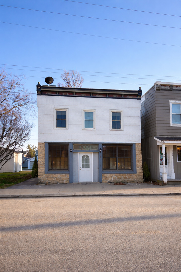 107 W Baldwin Street #1, Apple River, IL