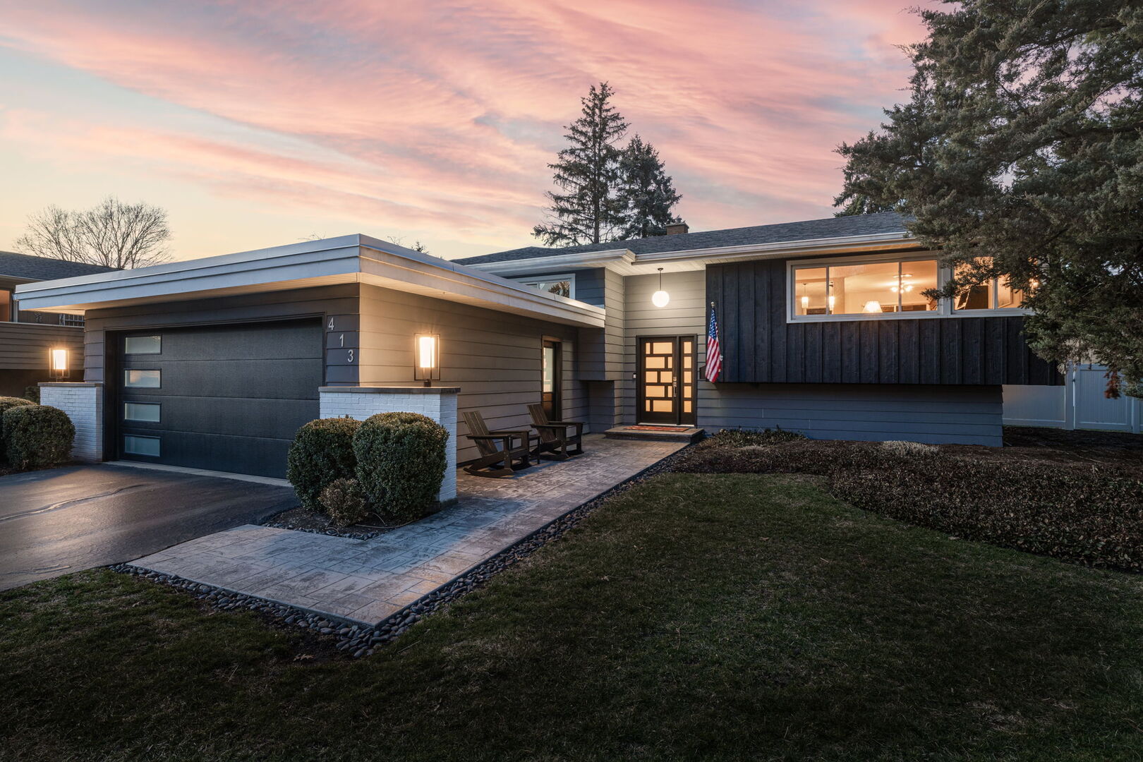 413 Buckeye Drive, Naperville, IL