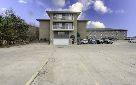 3305 Sunset Avenue #129, Waukegan, IL
