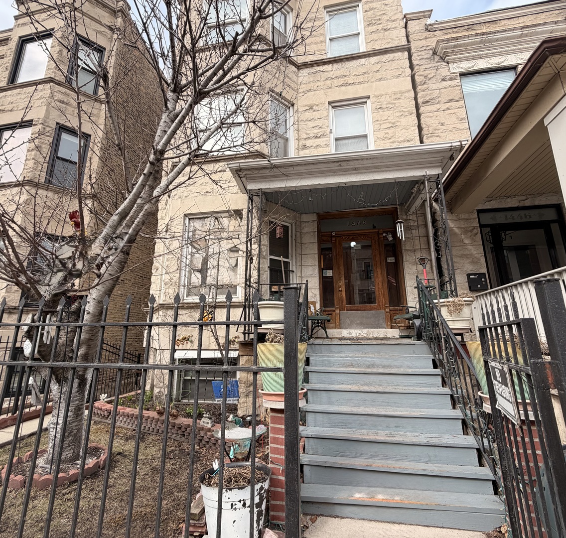 1448 W Irving Park Road #1, Chicago, IL