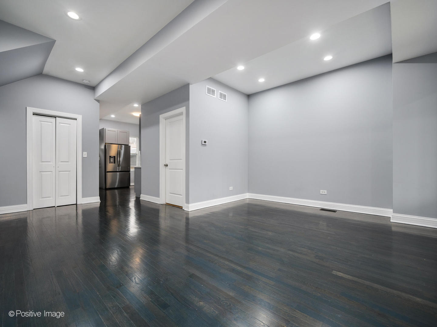 4530 W Maypole Avenue, Chicago, IL