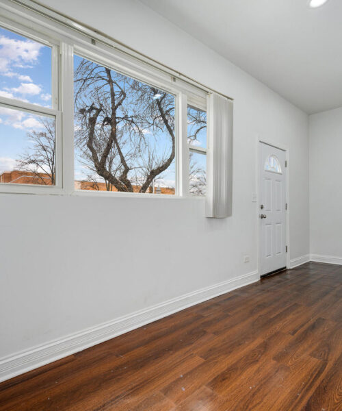 4530 W Maypole Avenue, Chicago, IL