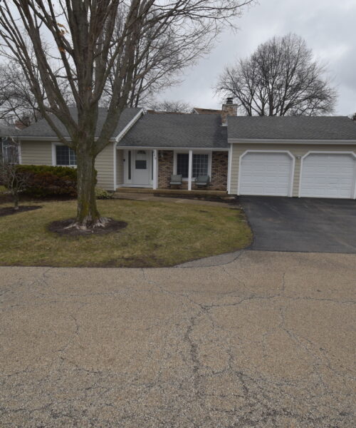 649 WILBUR Court, Gurnee, IL