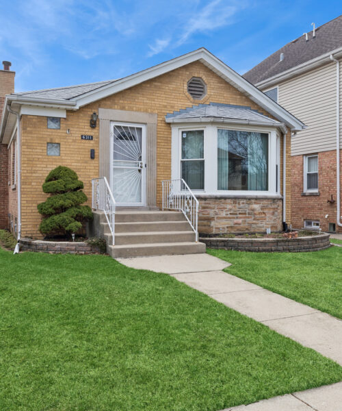 6311 N Tripp Avenue, Chicago, IL
